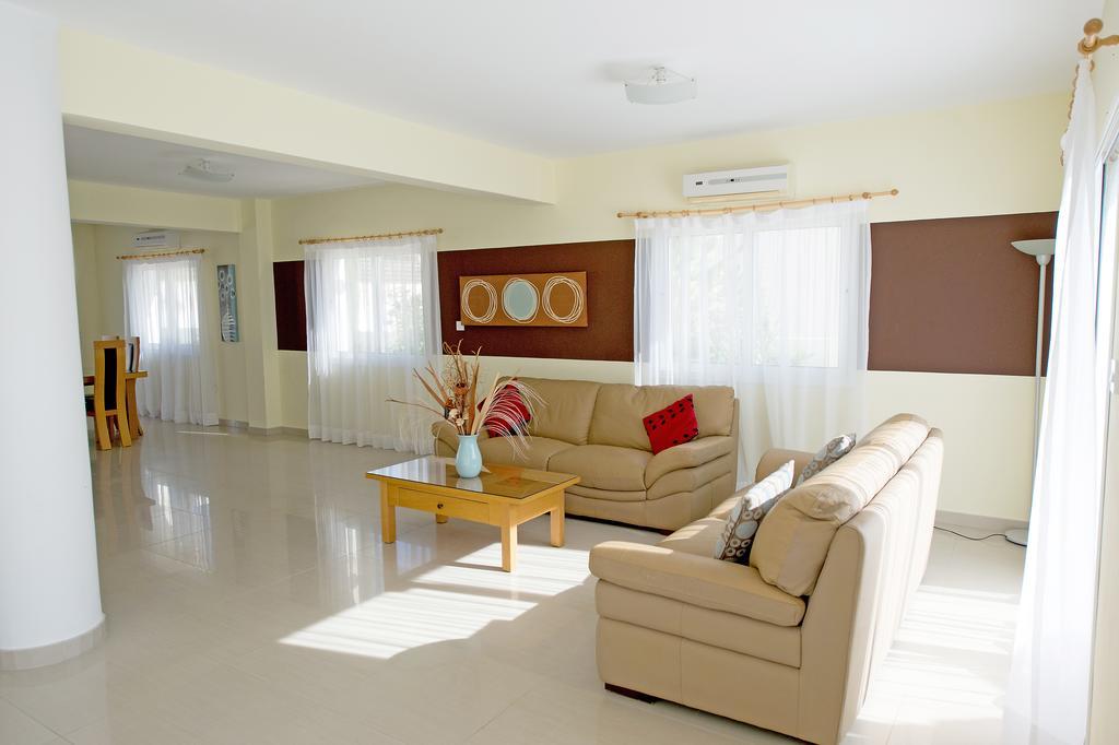 Hara Nissi Beach Villas Ayia Napa Bilik gambar